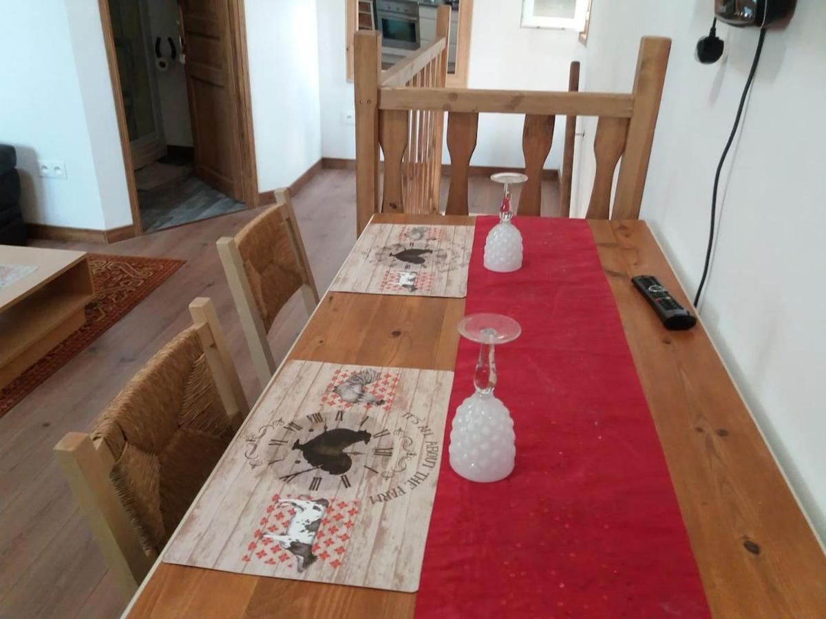 Mortain-Bocage - 2-Bed Wisteria Cottage - Sleeps 4 Notre-Dame-du-Touchet Exterior foto